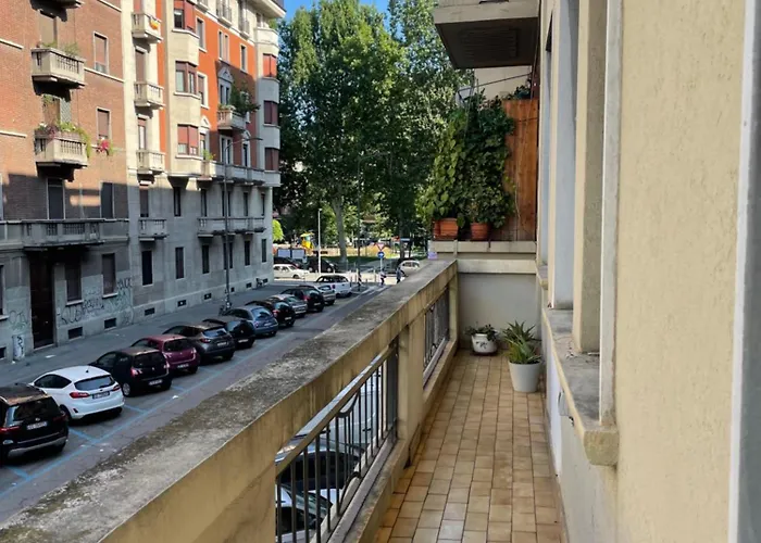 Bilocale Spazioso A Lambrate Apartament Mediolan
